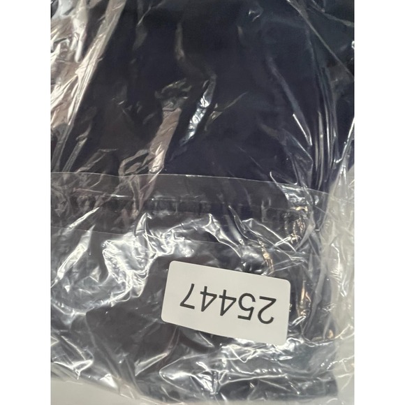 New England Patriots T-Shirt Men L Navy Blue NFL Team Graphics Cotton - Picture 10 of 10